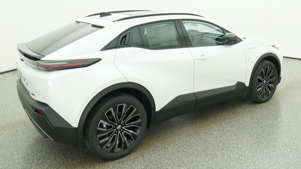 2026 Toyota C-HR XSE