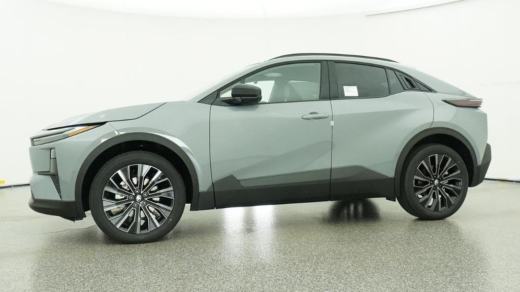 2026 Toyota C-HR XSE