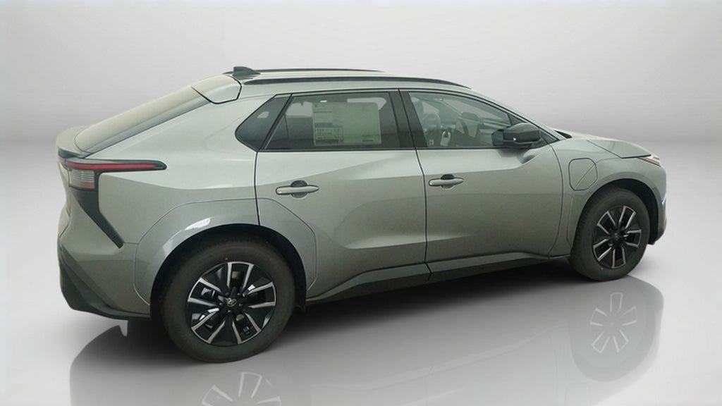 2027 Toyota bZ XLE