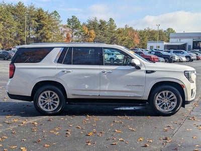 2023 GMC Yukon SLT