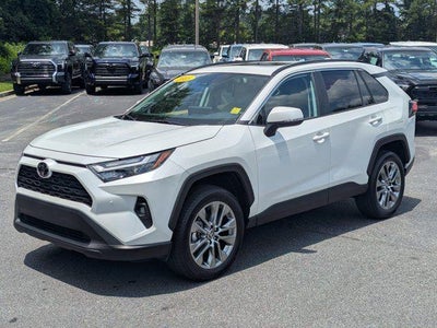 2025 Toyota RAV4 XLE Premium