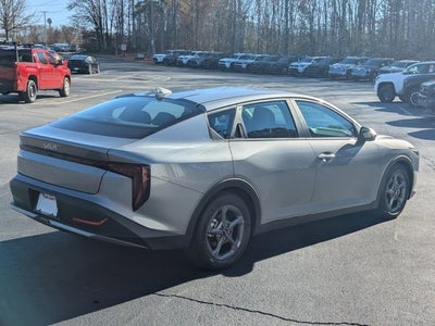 2025 Kia K4 LXS