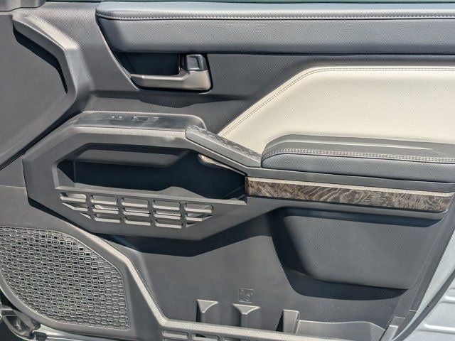 2025 Toyota Tacoma Hybrid Limited