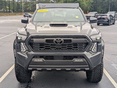 2025 Toyota Tacoma Hybrid TRD Sport