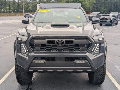 2025 Toyota Tacoma Hybrid TRD Sport