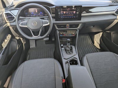 2025 Volkswagen Taos 1.5T SE Black