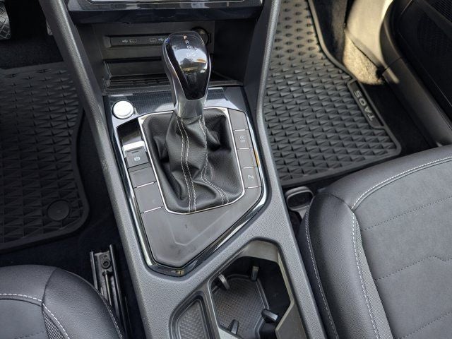 2025 Volkswagen Taos 1.5T SE Black