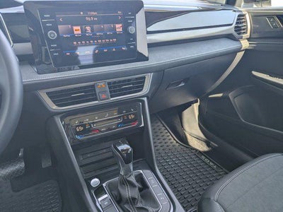 2025 Volkswagen Taos 1.5T SE Black
