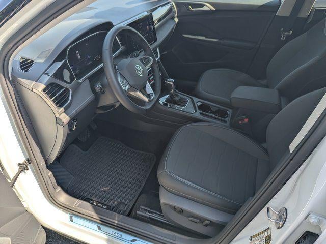 2025 Volkswagen Taos 1.5T SE Black