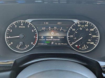 2023 Nissan Pathfinder SL