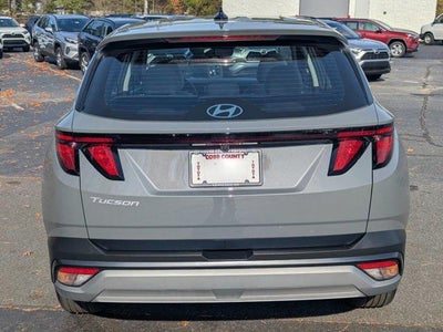2025 Hyundai Tucson SE