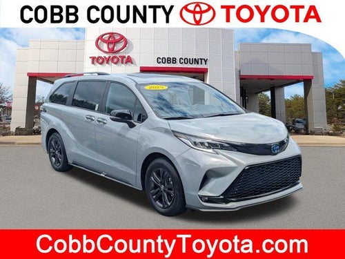 2025 Toyota Sienna XSE 7 Passenger