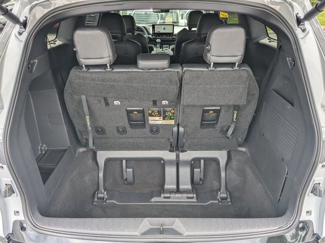 2025 Toyota Sienna XSE 7 Passenger