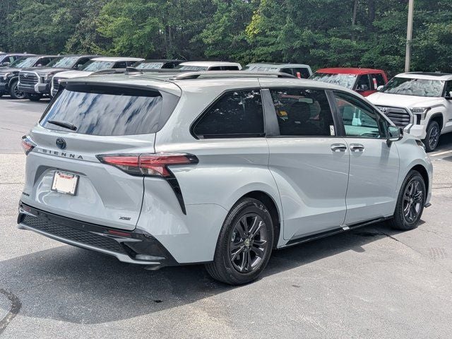 2025 Toyota Sienna XSE 7 Passenger