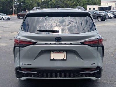 2025 Toyota Sienna XSE 7 Passenger