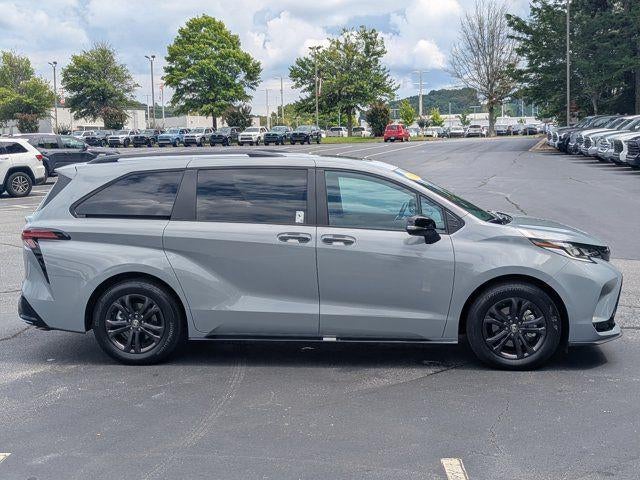 2025 Toyota Sienna XSE 7 Passenger