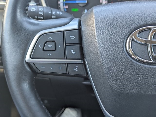 2022 Toyota Highlander Hybrid Platinum