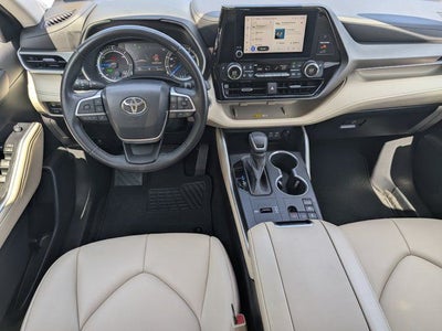 2023 Toyota Highlander Hybrid XLE