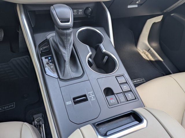 2023 Toyota Highlander Hybrid XLE
