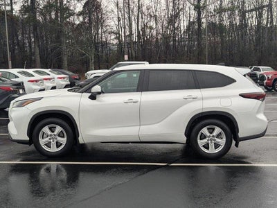 2024 Toyota Highlander LE