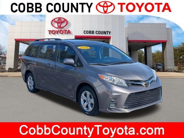 2018 Toyota Sienna LE