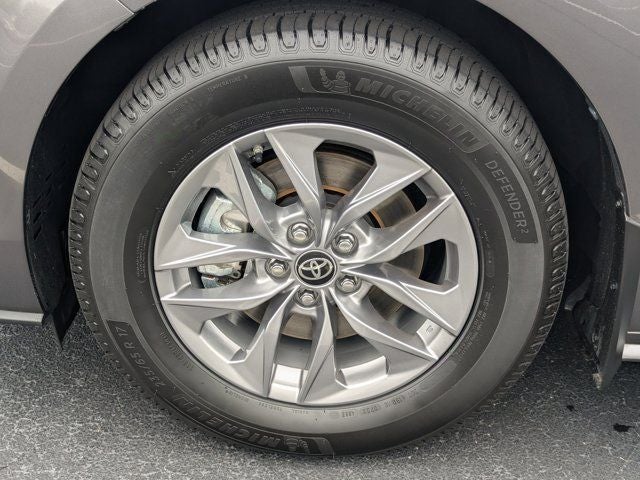 2024 Toyota Sienna XLE 7 Passenger