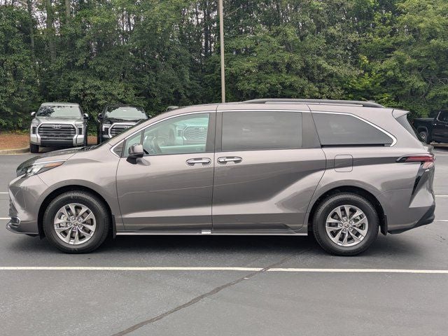 2024 Toyota Sienna XLE 7 Passenger