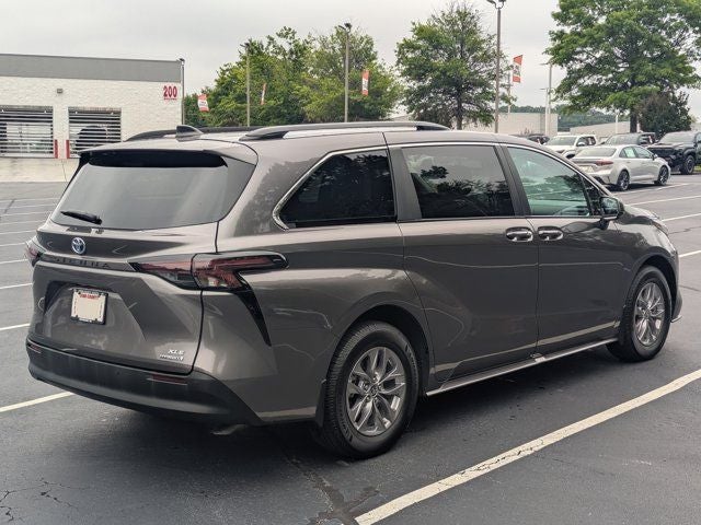 2024 Toyota Sienna XLE 7 Passenger