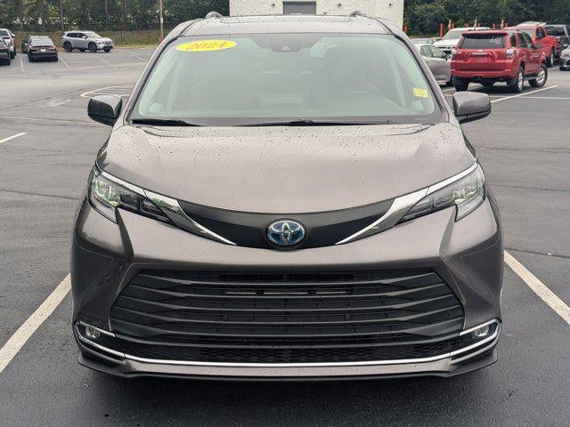 2024 Toyota Sienna XLE 7 Passenger