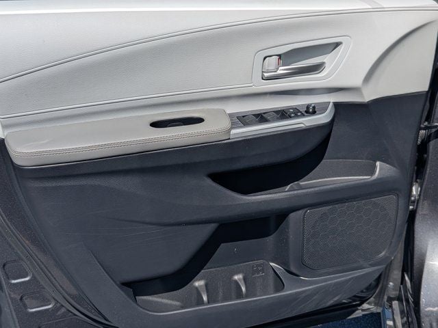 2025 Toyota Sienna XLE 8 Passenger