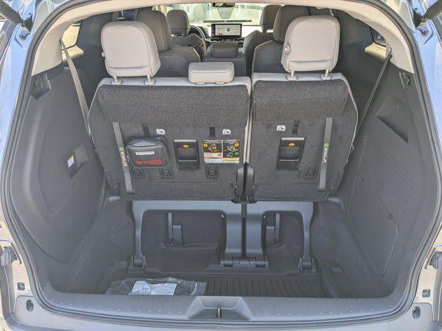 2025 Toyota Sienna XLE 8 Passenger