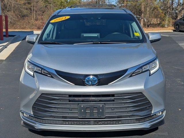 2021 Toyota Sienna Limited 7 Passenger