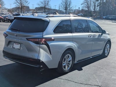 2021 Toyota Sienna Limited 7 Passenger