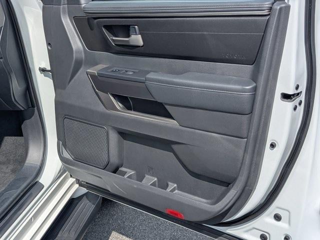 2025 Toyota Sequoia SR5