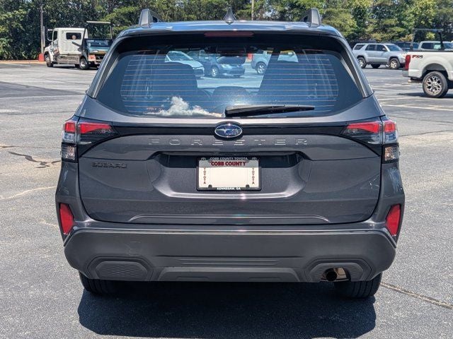 2025 Subaru Forester Base