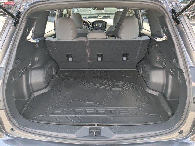 2025 Subaru Forester Base