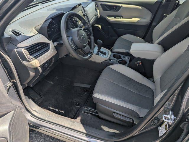 2025 Subaru Forester Base