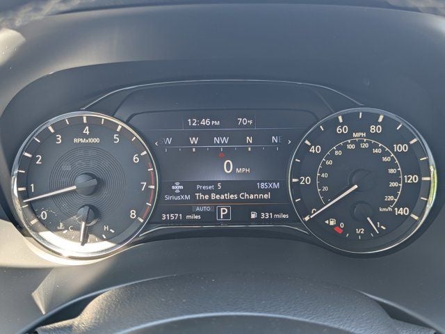 2023 INFINITI QX80 LUXE