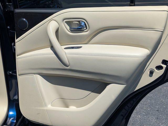 2023 INFINITI QX80 LUXE