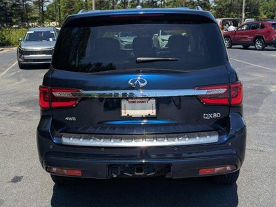 2023 INFINITI QX80 LUXE