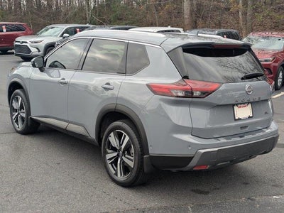 2024 Nissan Rogue SL