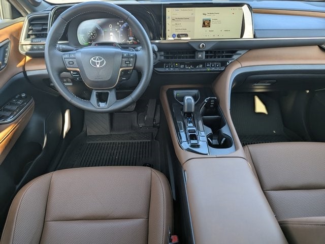 2025 Toyota Crown Signia Limited