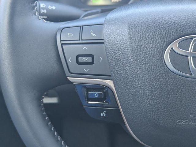 2025 Toyota Crown Signia Limited