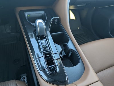 2025 Toyota Crown Signia Limited