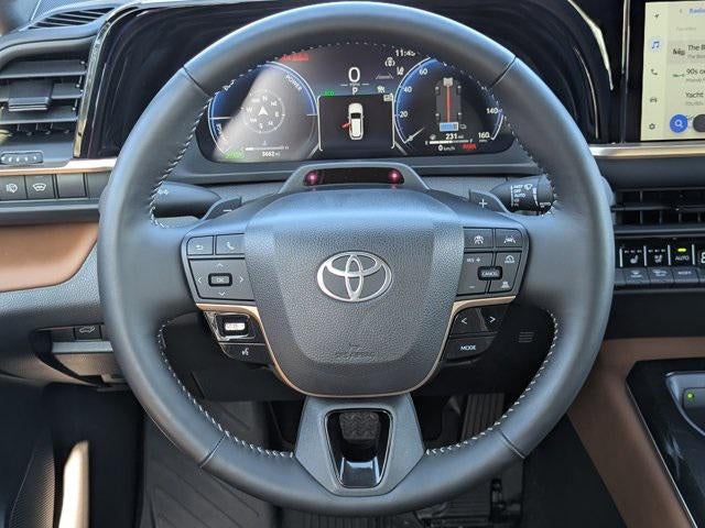 2025 Toyota Crown Signia Limited