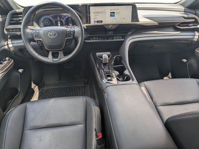 2025 Toyota Crown Signia XLE