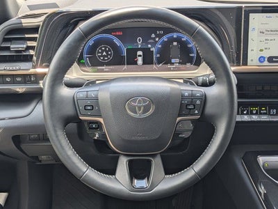 2025 Toyota Crown Signia XLE