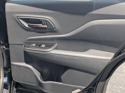 2025 Toyota Crown Signia XLE
