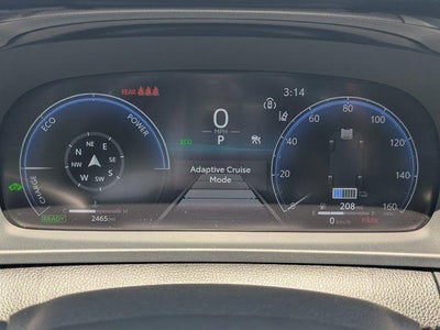 2025 Toyota Crown Signia XLE