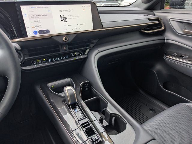 2026 Toyota Crown Platinum